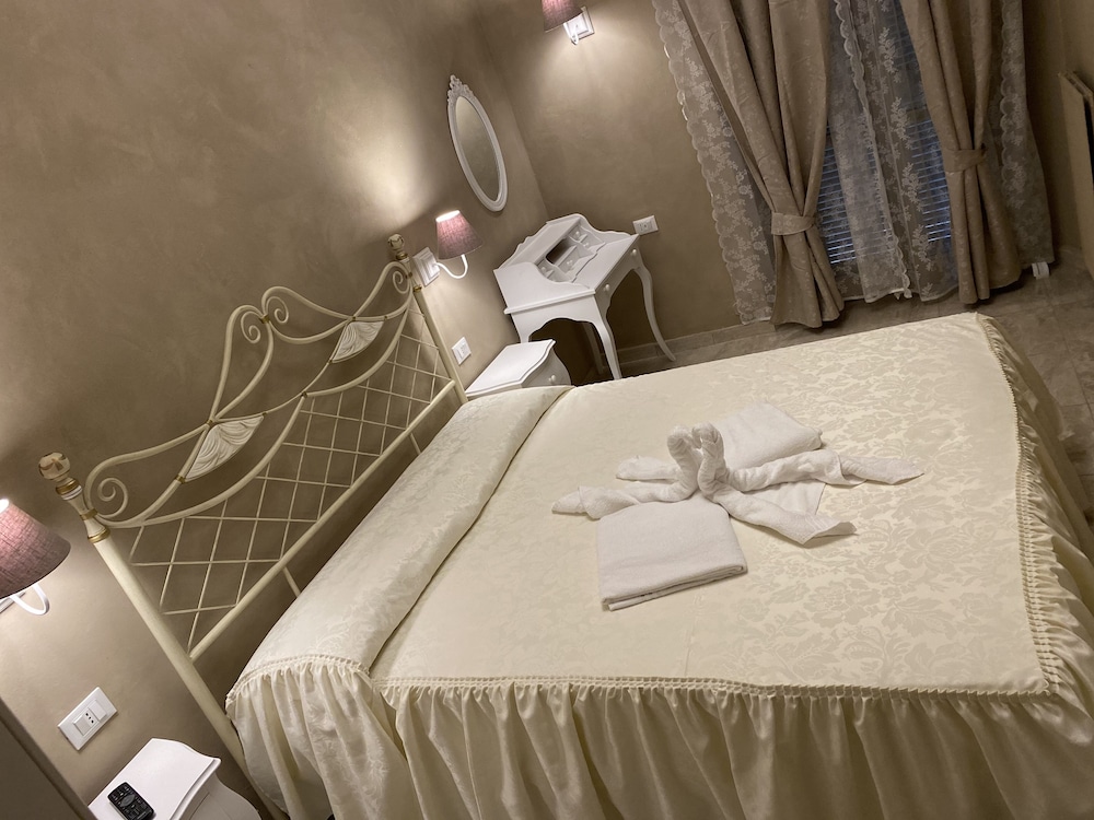 Boutique Hotel Calais Milano 44/63