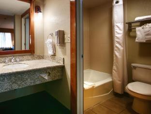 جناح بسرير كينج بغرفة نوم واحدة مع أريكة، Best Western Plus High Country Inn 3/3