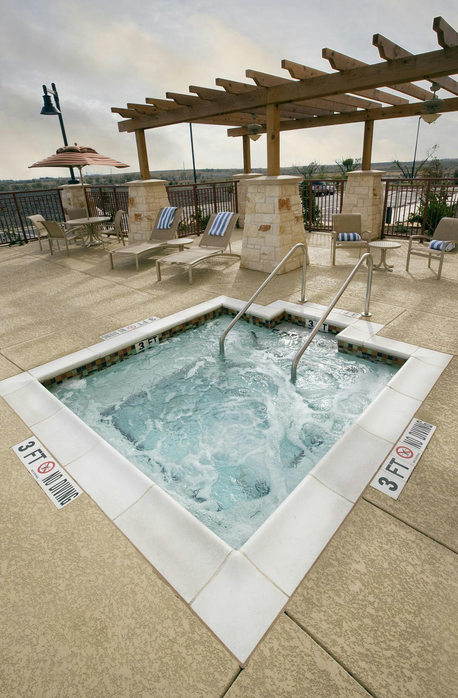 Embassy Suites by Hilton San Marcos Conference Center 28/76
