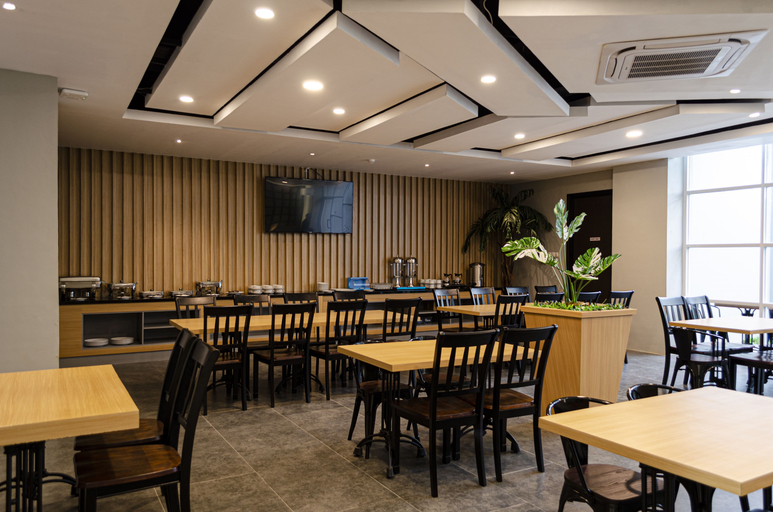 Arcadia Hotel Manado 10/11