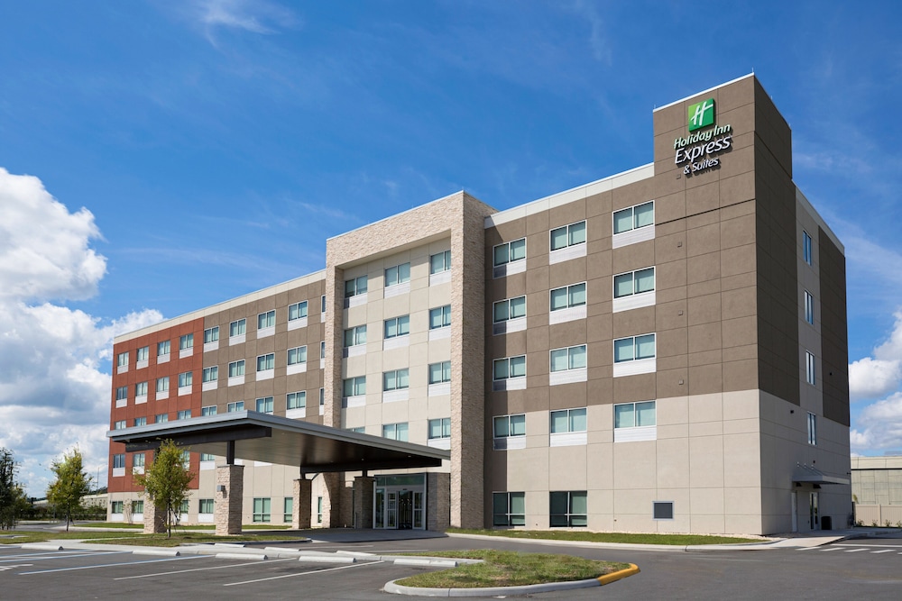 Holiday Inn Express Suites Sanford 5/54