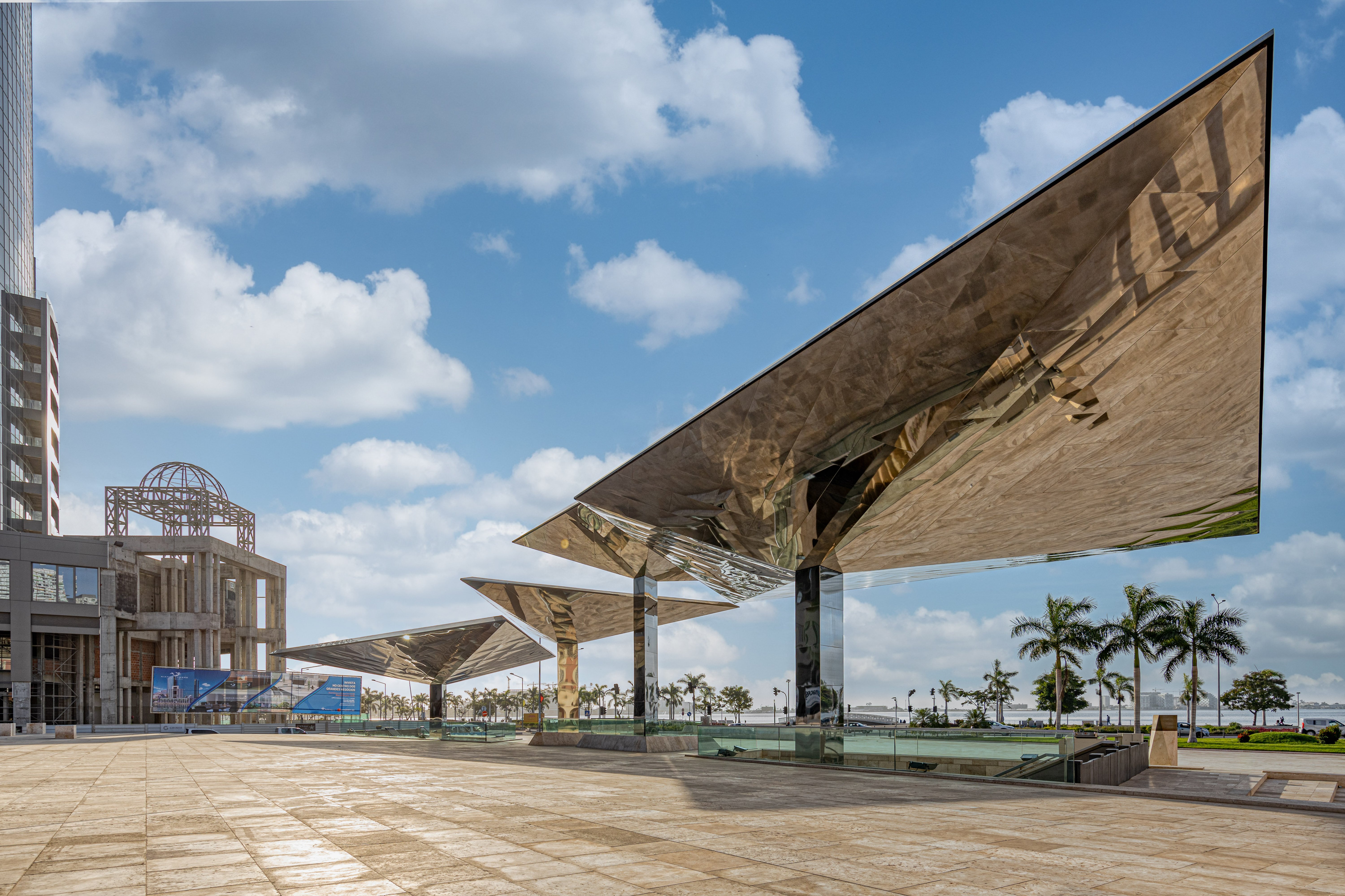 InterContinental Luanda Miramar 63/68