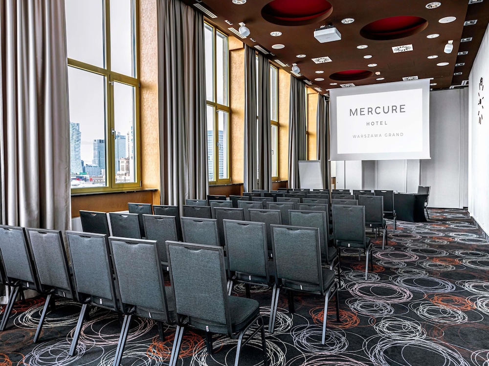 Mercure Warszawa Grand 61/74
