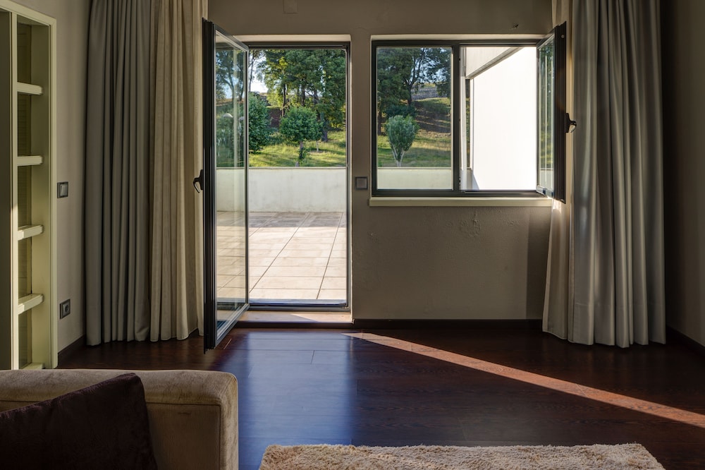 Lara Hotel 23/49