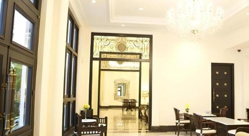 Colonial Hotel Makassar 25/31