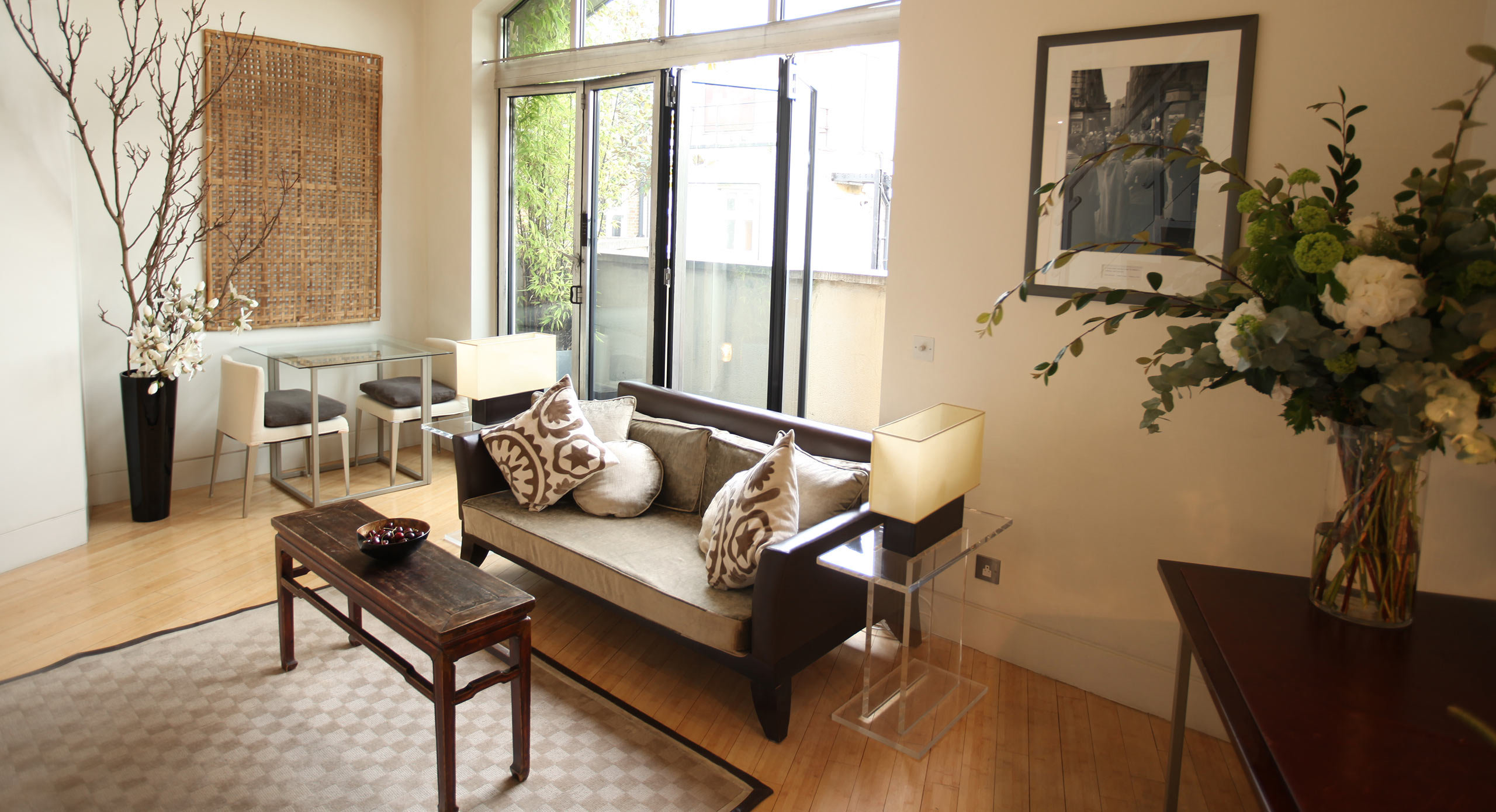 No 5 Maddox Street 4/7