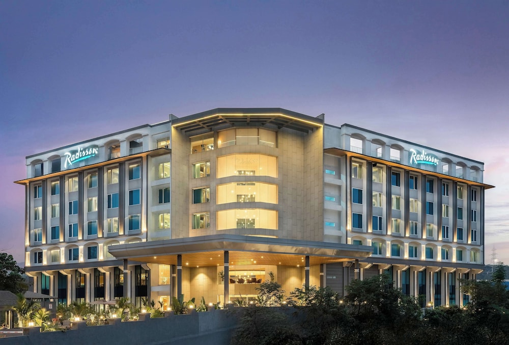 Radisson Resort Khopoli 1/49