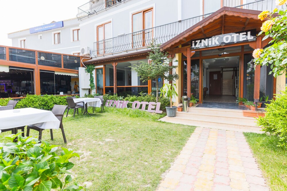 Iznik Otel 25/29