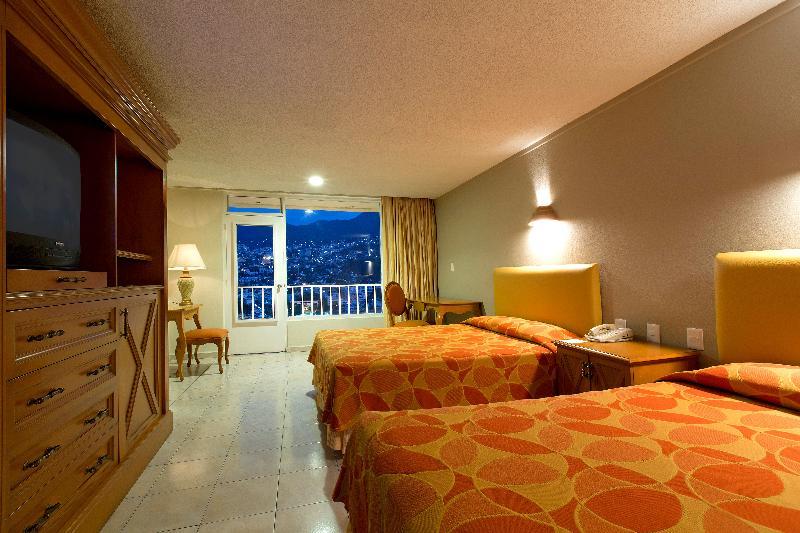 Room, Double or Twin Bed
