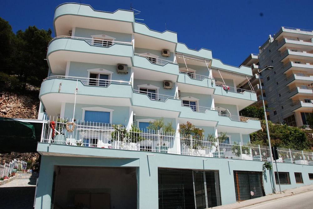 Bebi Apartments 1/50