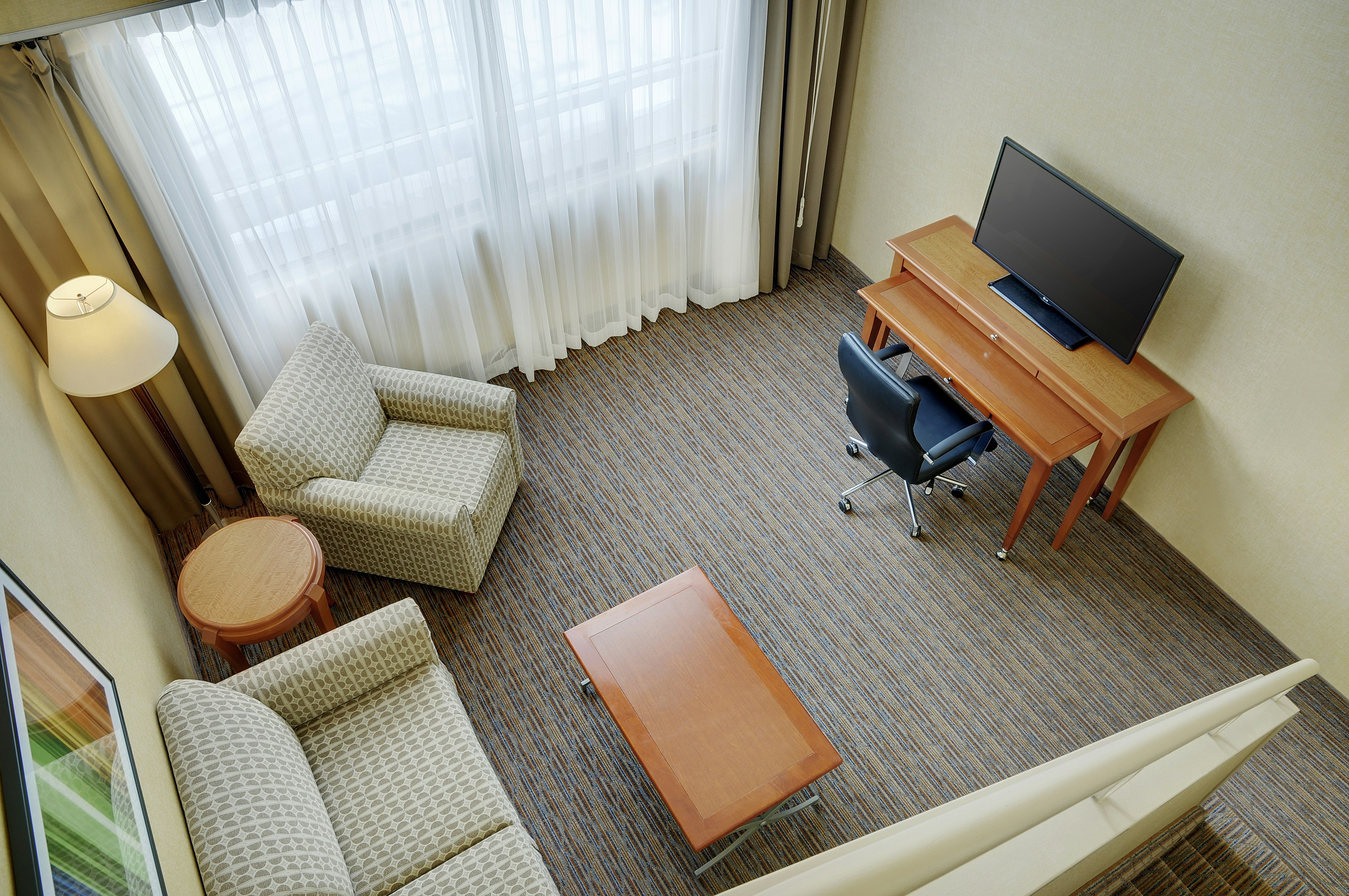 Holiday Inn Hotel And Suites London 47/50