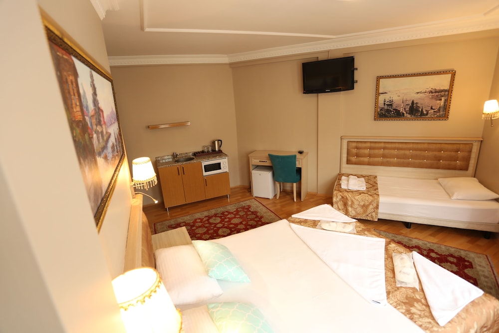 Tashkonak Hotel 28/77