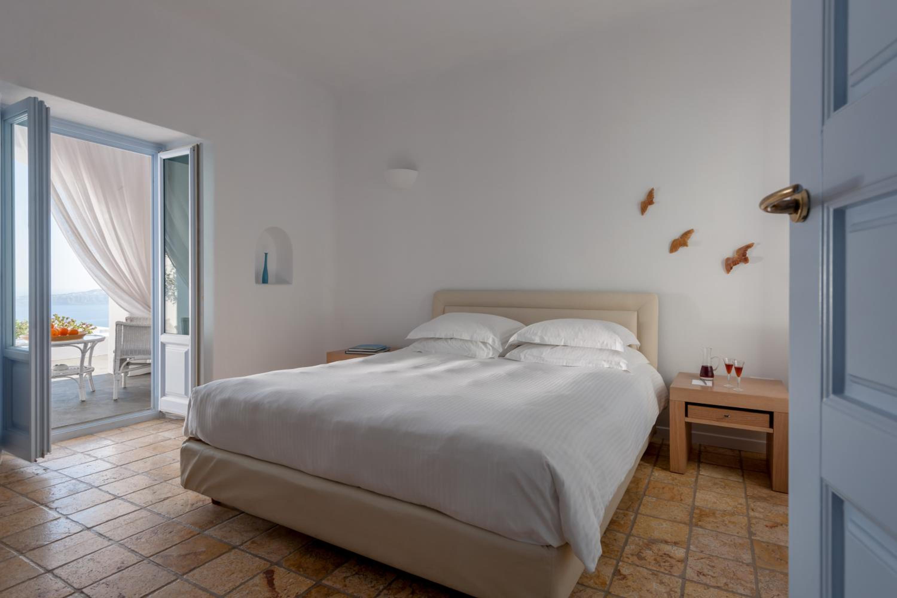 Carmen, Suite, Caldera View