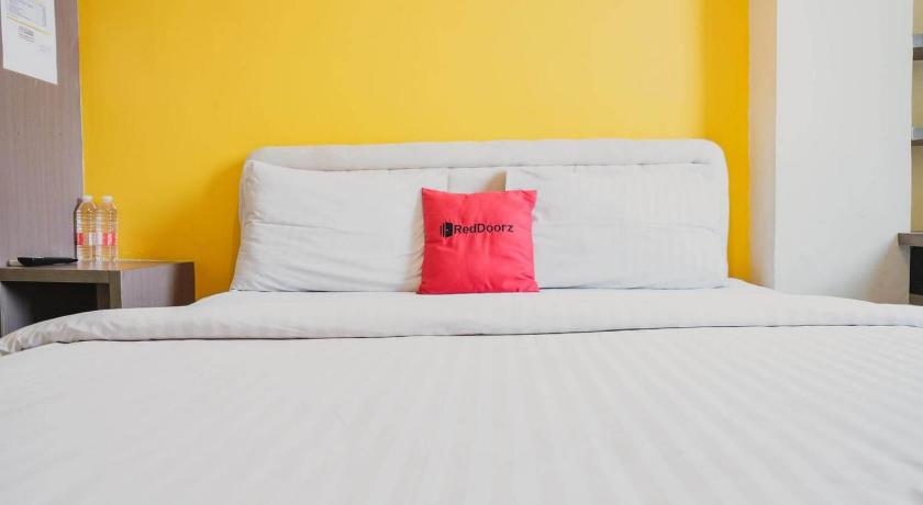 Reddoorz Near Itc Cempaka Mas 31/54