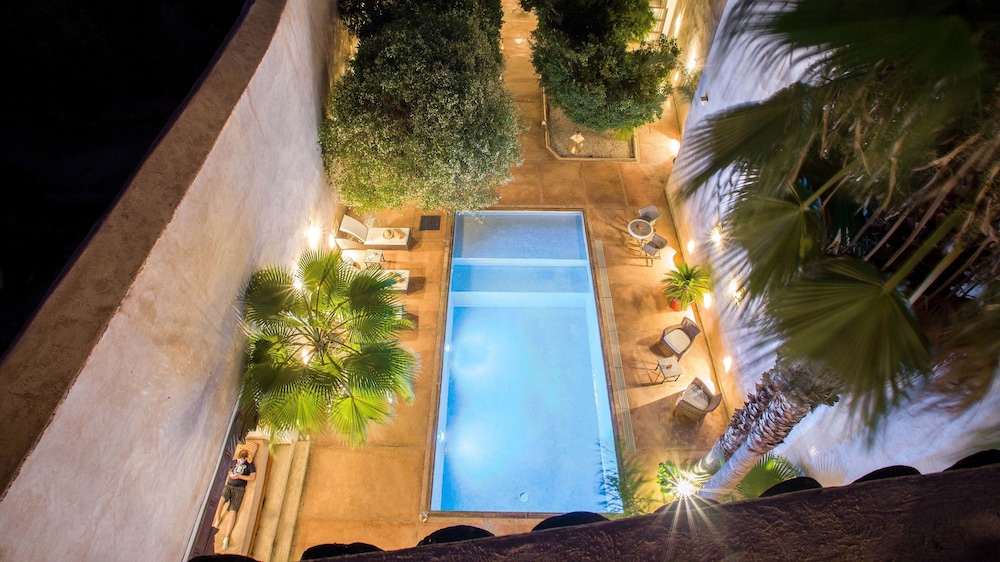 Riad Charai 40/77