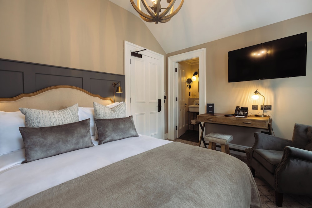 The Regency 9/49
