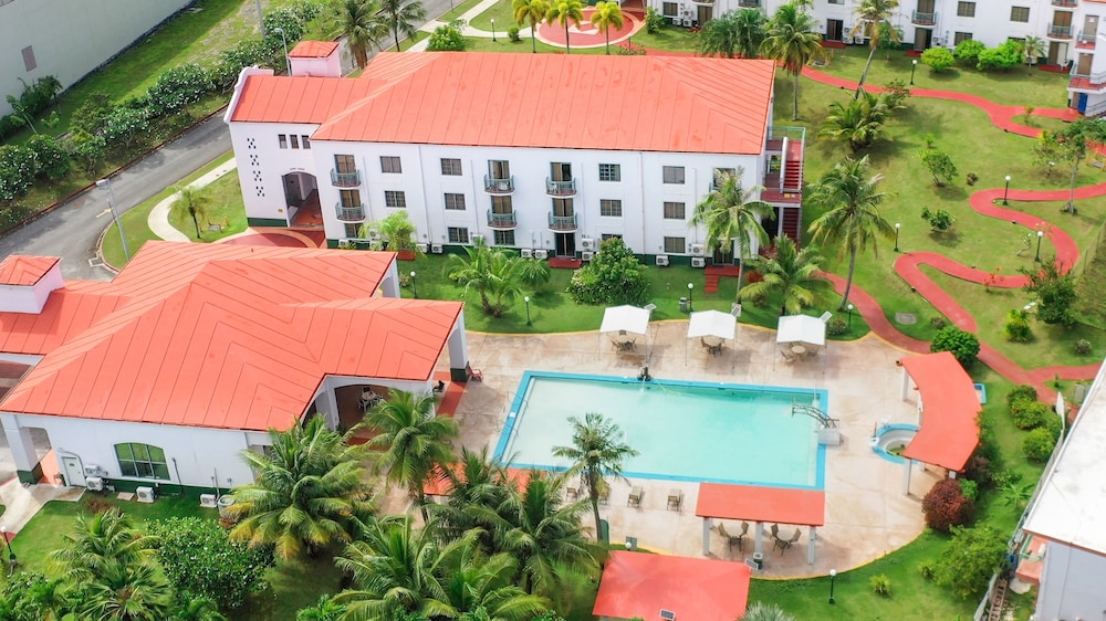 Garden Villa Hotel 54/60