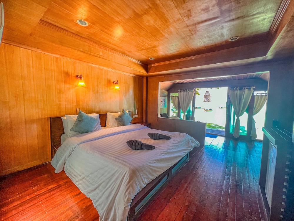 Lipe Power Beach Resort 20/50