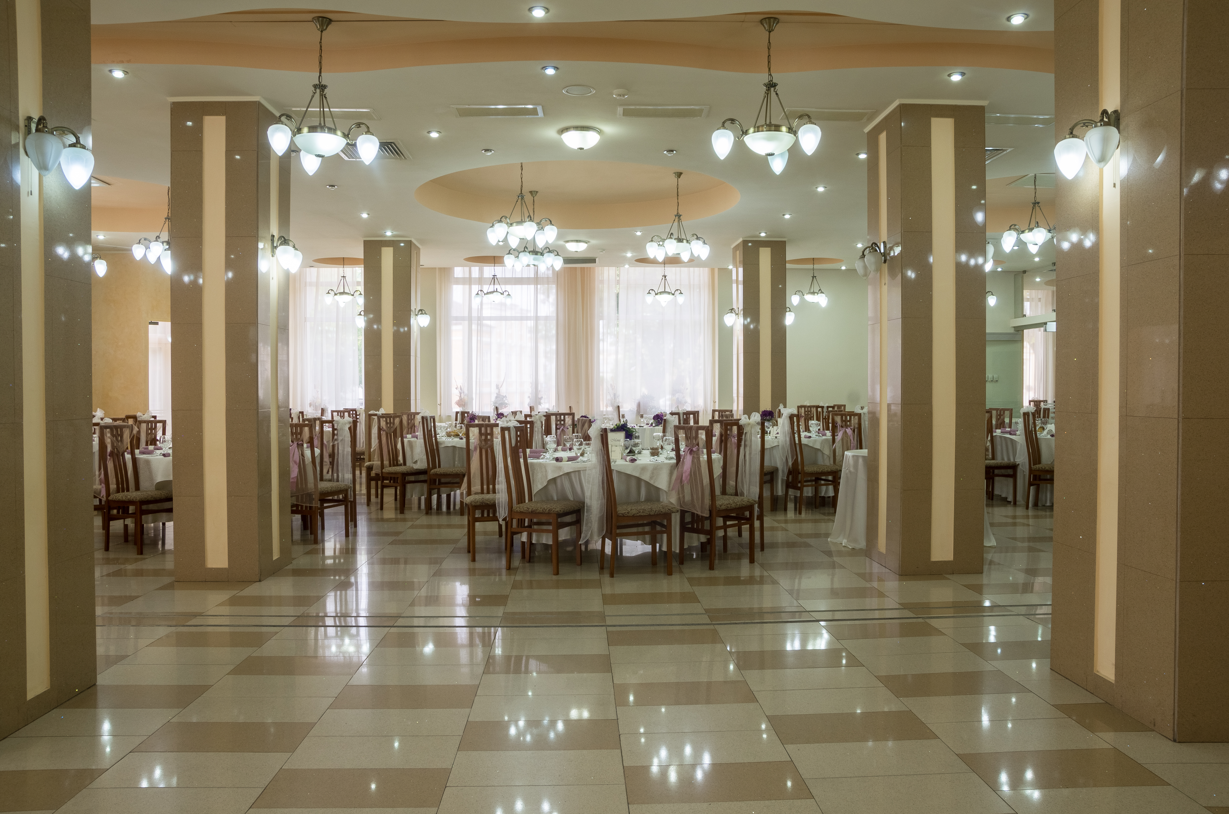 Hotel Traian 24/50