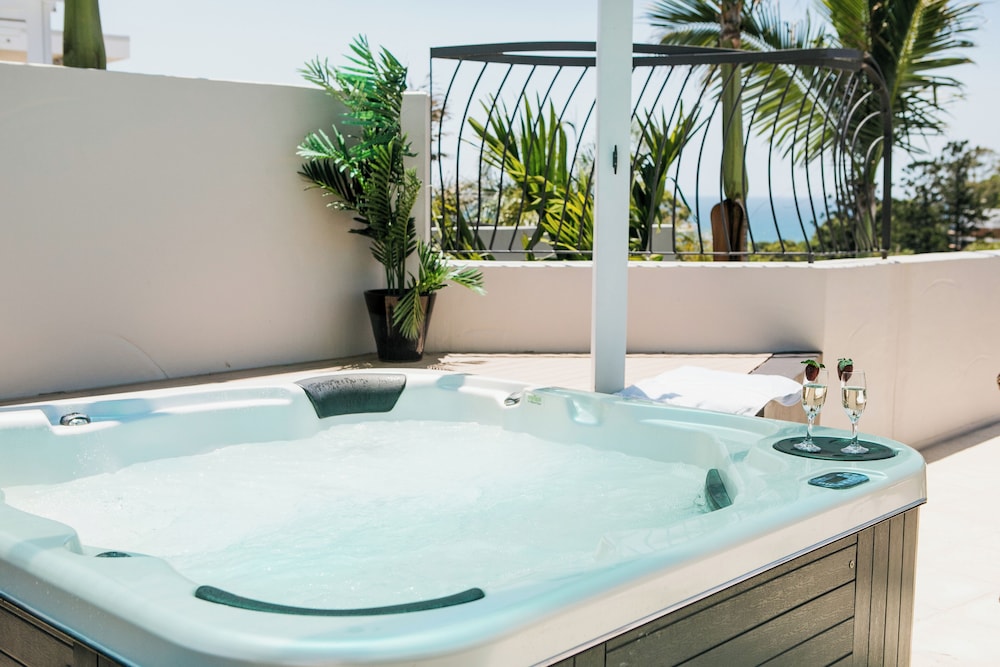 NOOSA BLUE RESORT 44/76