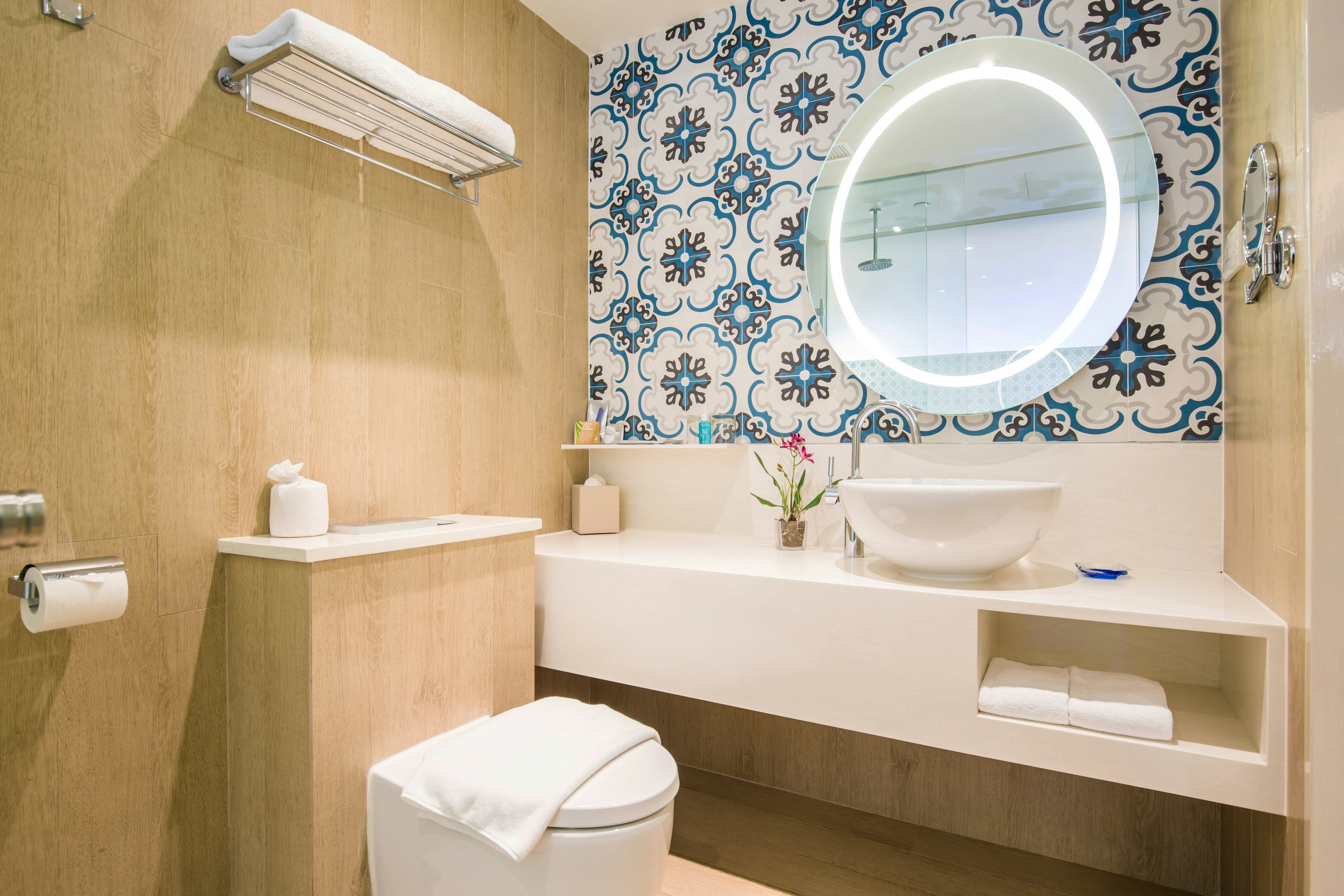 Village Hotel Katong 45/46