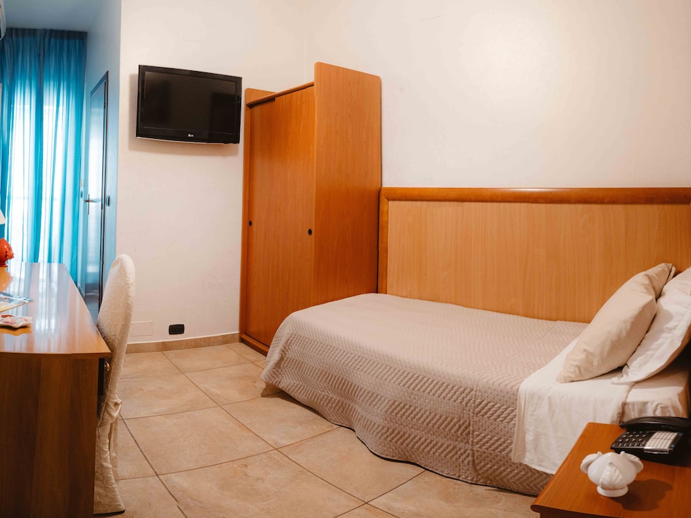 Hotel Accord Le Rose 15/50