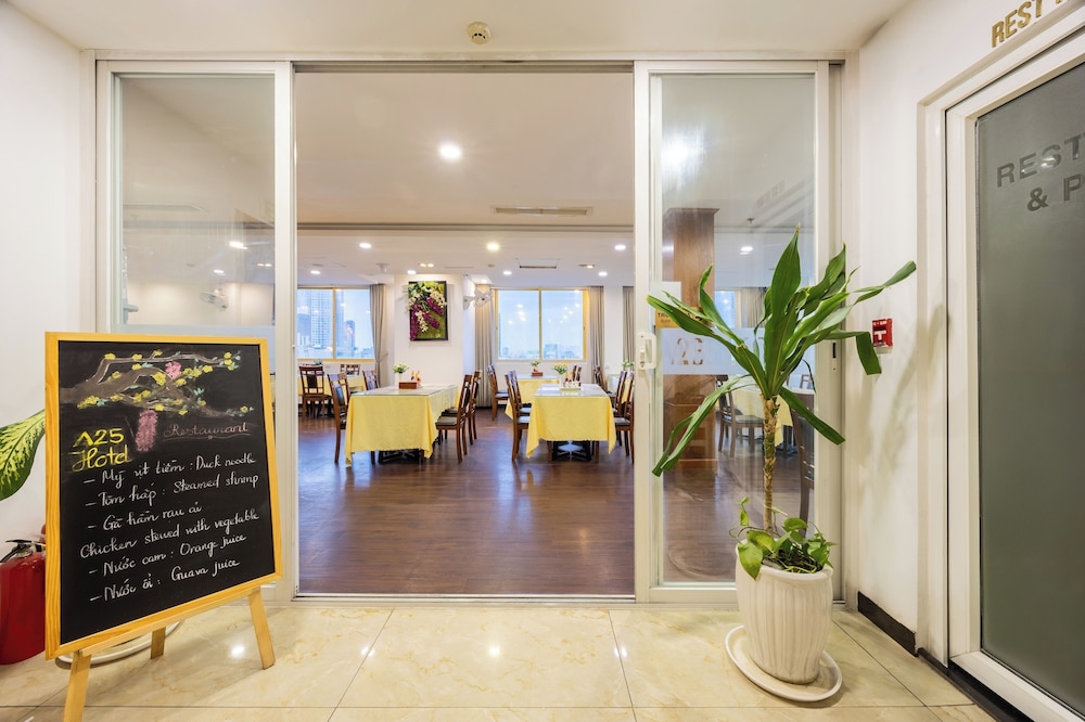 A25 Hotel - 29 Le Thi Hong Gam 31/48