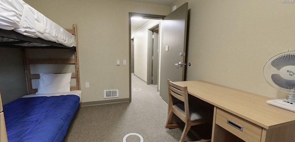 Vancouver Island University Residences 35/39