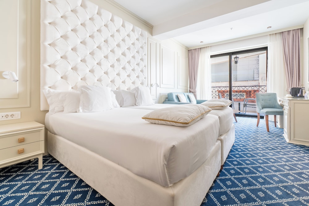 Iberostar Waves Slavija 27/69