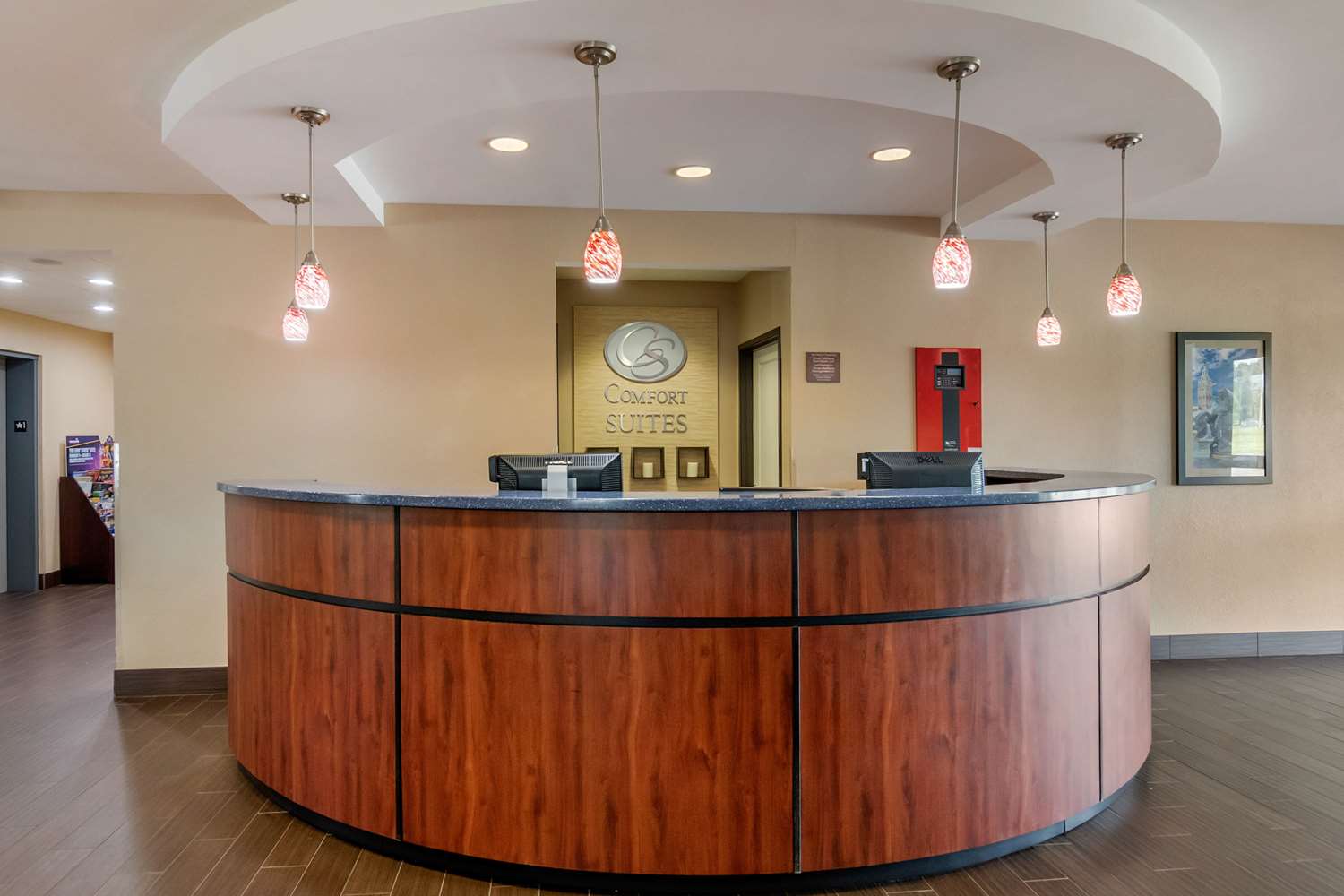 Comfort Suites Speedway - Kansas City 2/15