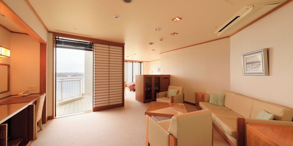 Kamogawa Grand Tower 21/42
