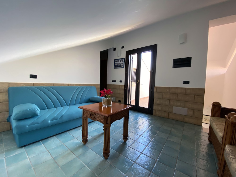 HOTEL RESIDENCE CAPO CAMPOLATO 31/58