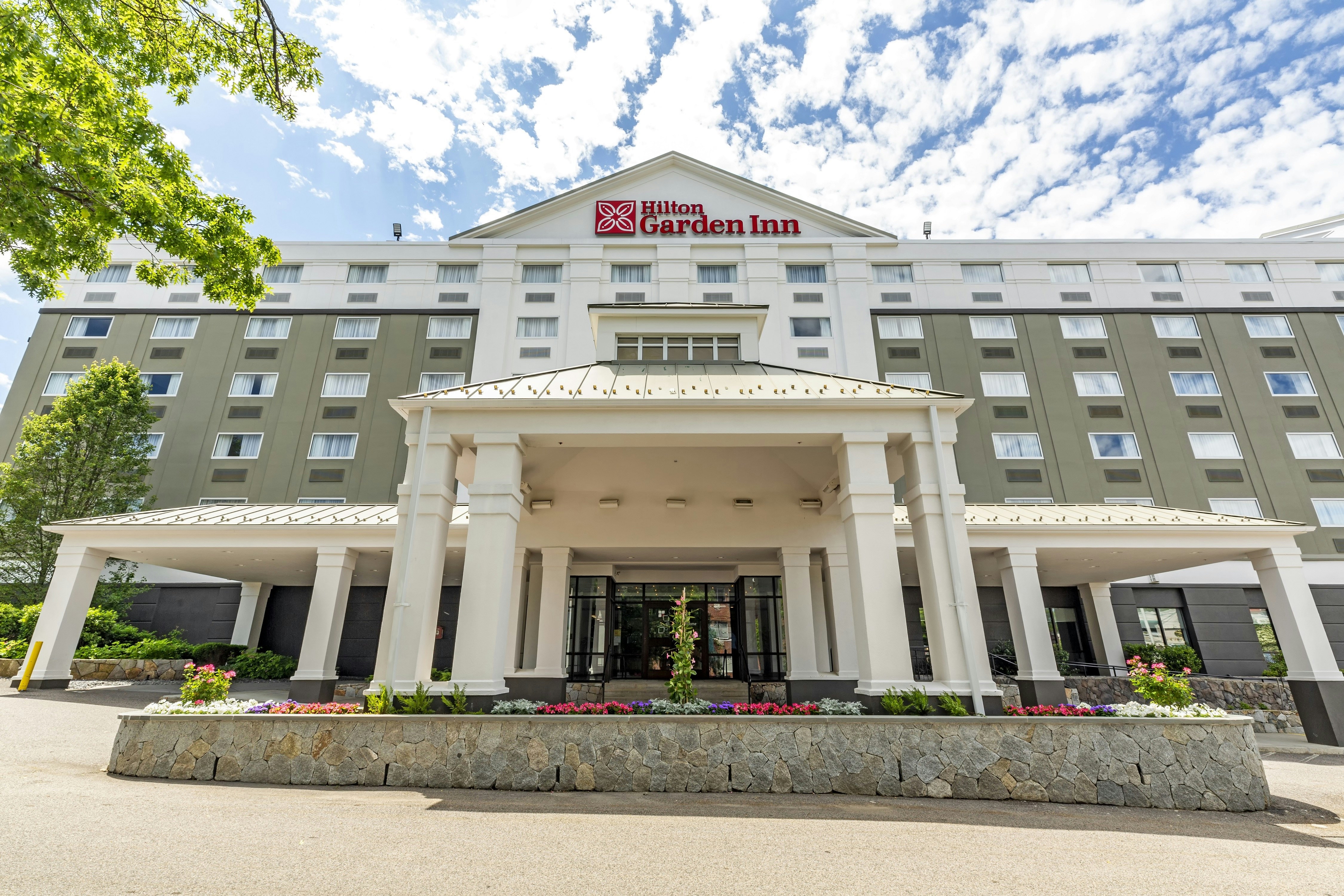 Hilton Garden Inn Boston Waltham 1/55