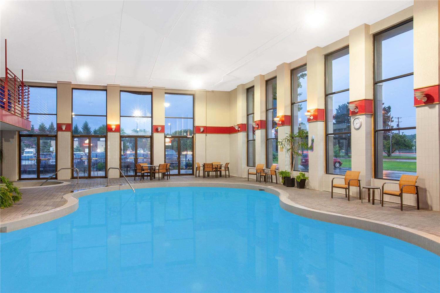 Baymont By Wyndham Grand Haven 19/39