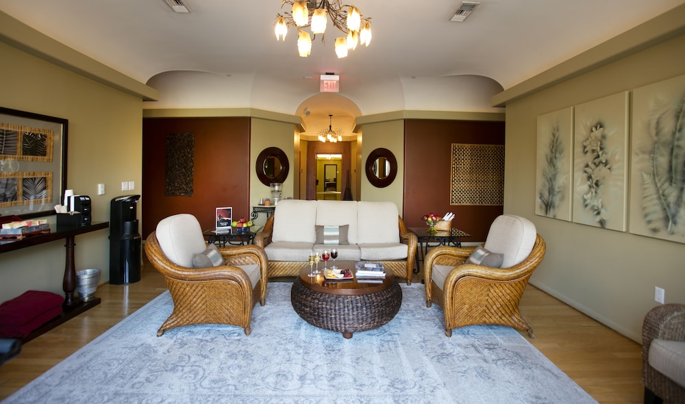 SOUTH COAST WINERY RESORT AND SPA 38/81