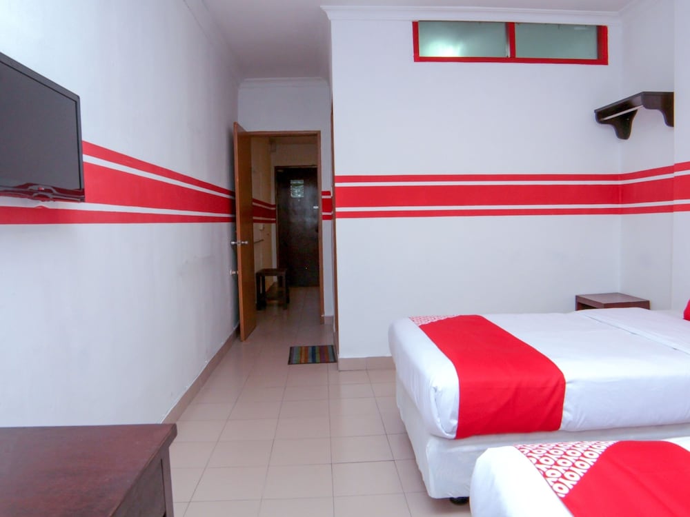 OYO 1173 Mandyrin Hotel 12/26