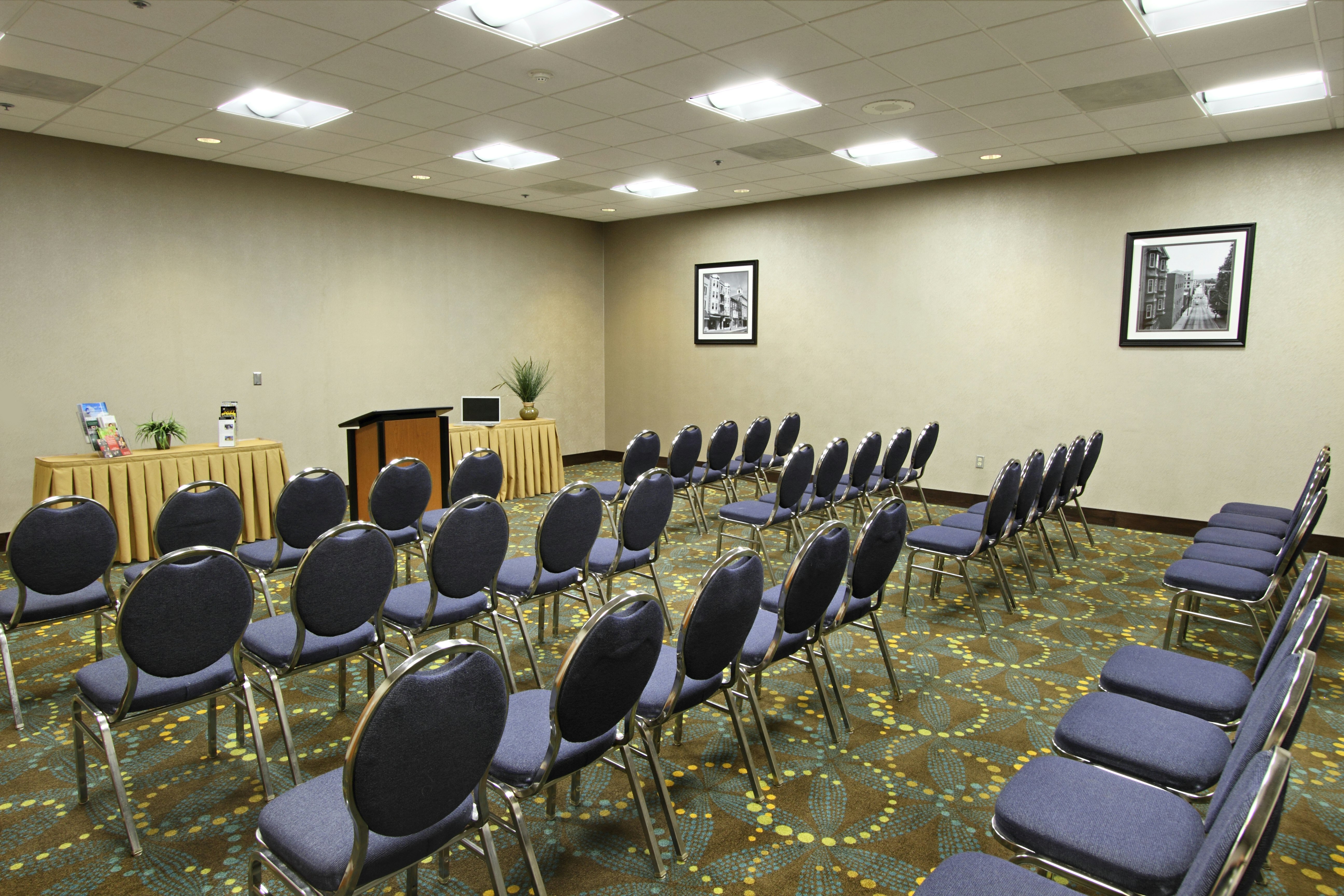 Hampton Inn Hagerstown 71/80