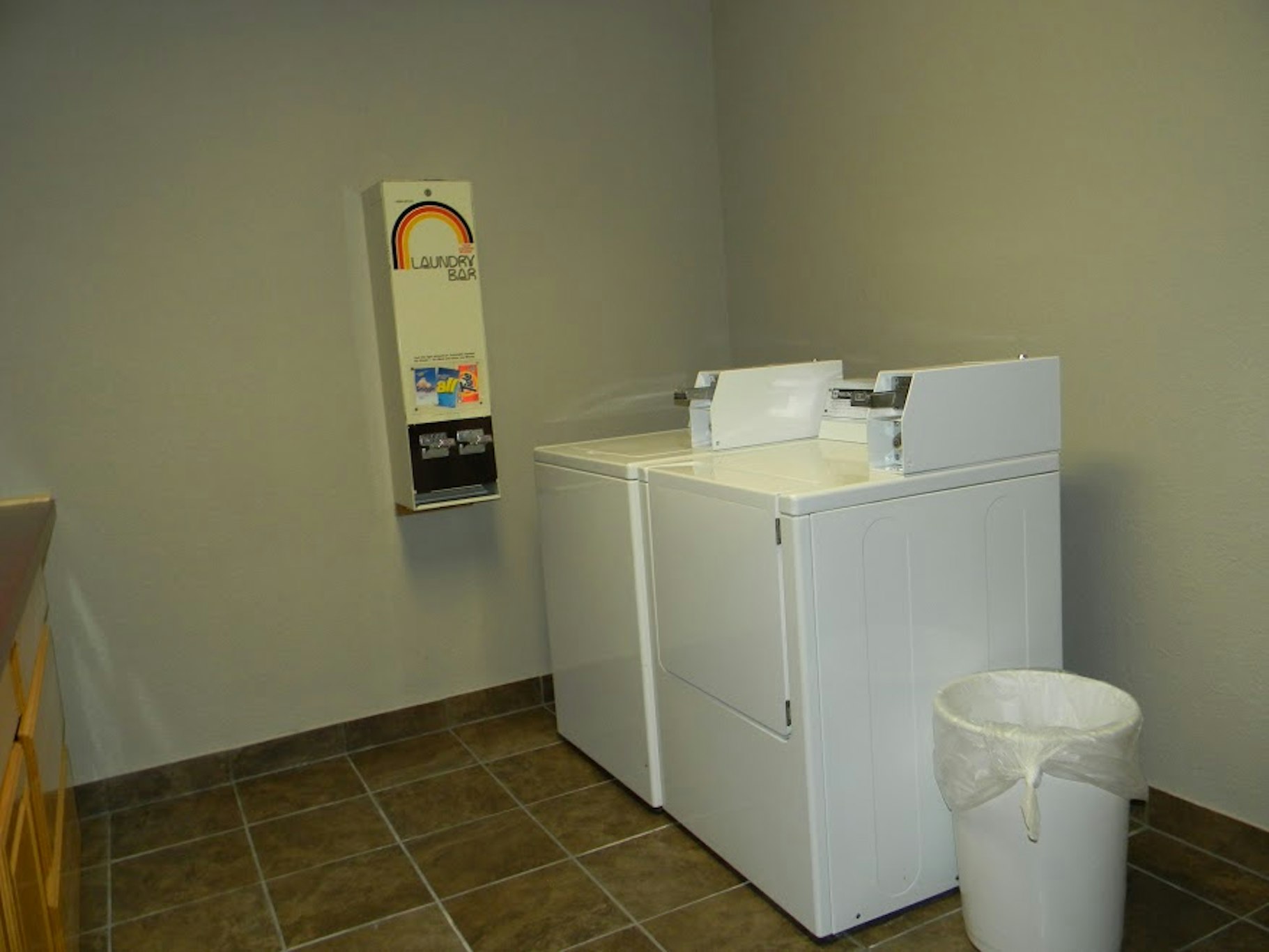 Boarders Inn & Suites by Cobblestone Hotels - Munising 49/51