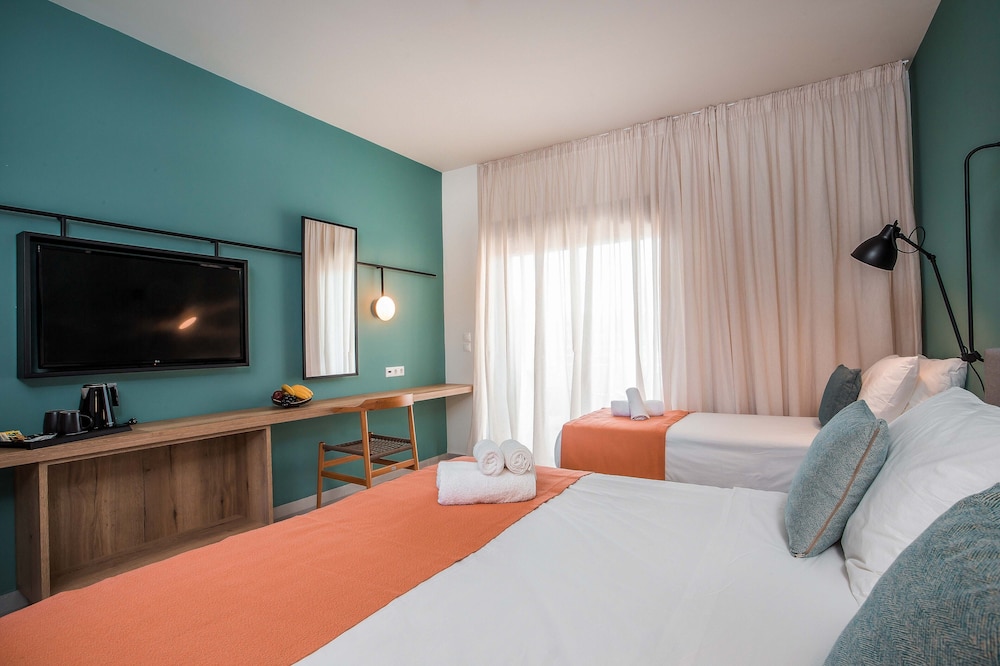 Mazoren Art Hotel 24/60
