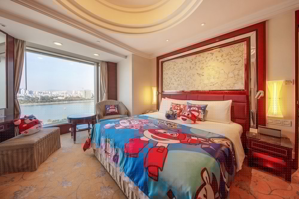 Shangri La Guangzhou 7/66