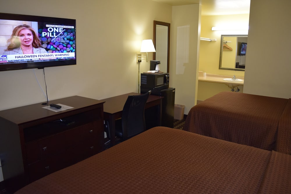 White Oaks Motel Pennsville Carneys Point 21/41
