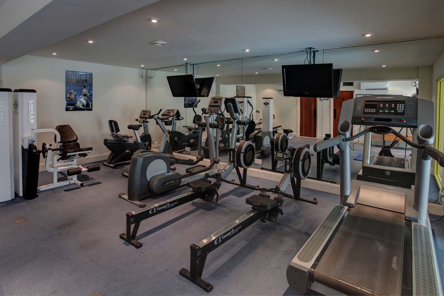 Best Western Plus Angel Hotel 42/64