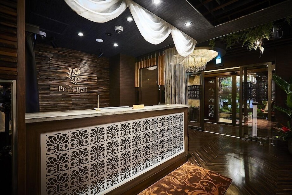 Petit Bali Ikebukuro 6/50