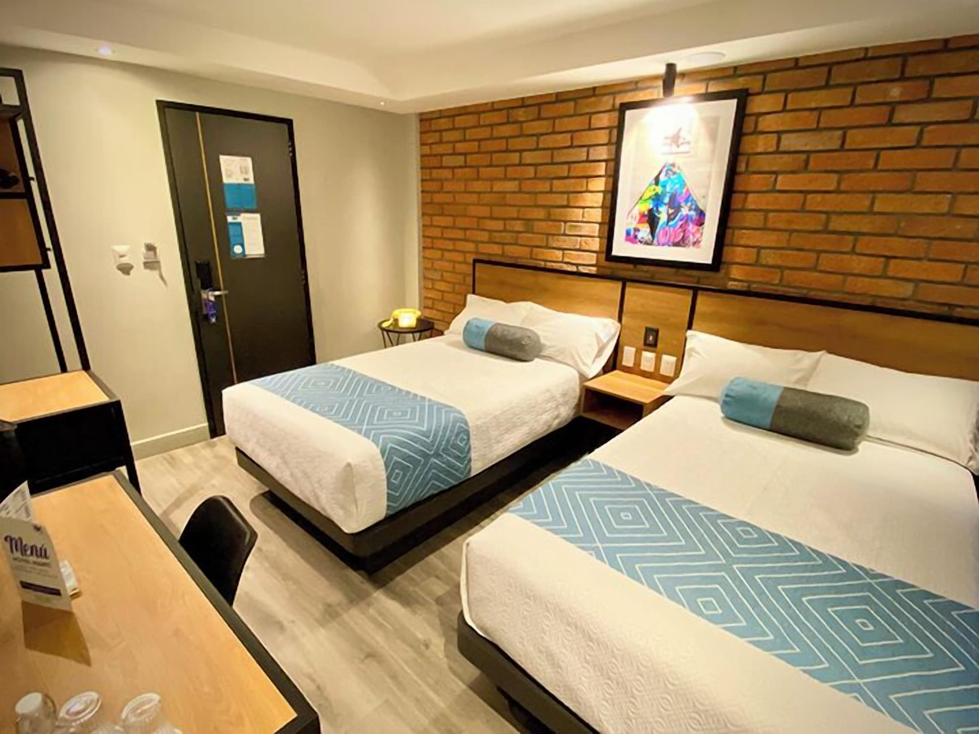 STANDARD, TWIN BEDS