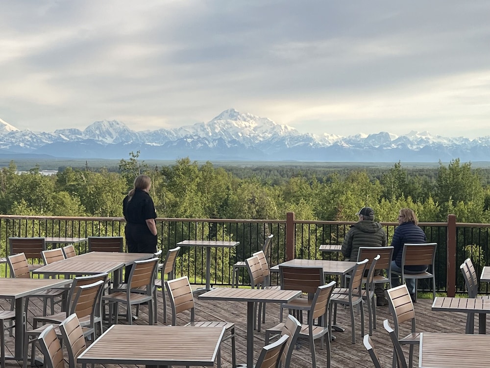 TALKEETNA ALASKAN LODGE 24/36