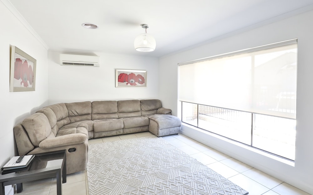 Mildura Holiday Villas 18/50