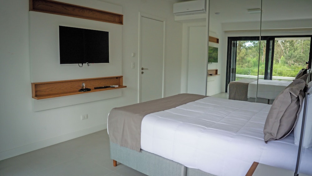 3 Rooms, Twin Beds, Crystal View, Sofa