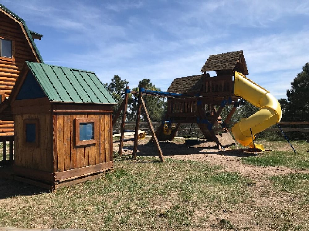Black Forest B&B Lodge & Cabins 41/49