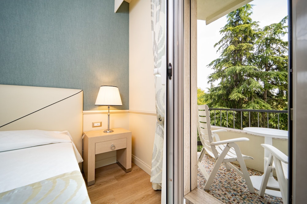 Hotel Ariston Molino Buja 22/32