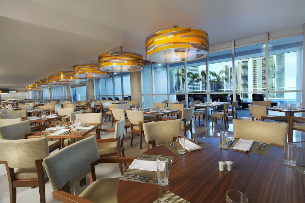 Megapolis Hotel Panama 50/61